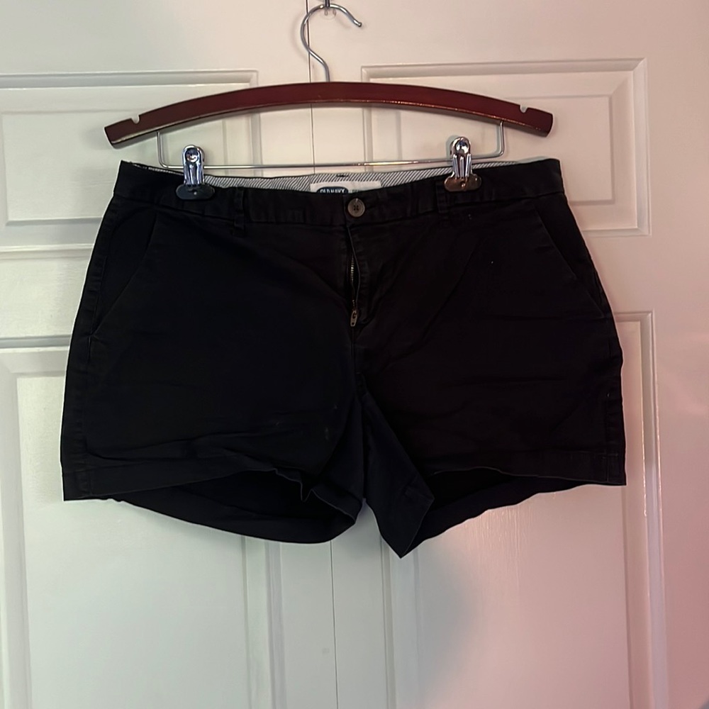 Old Navy Everyday Shorts 3.5” Inseam